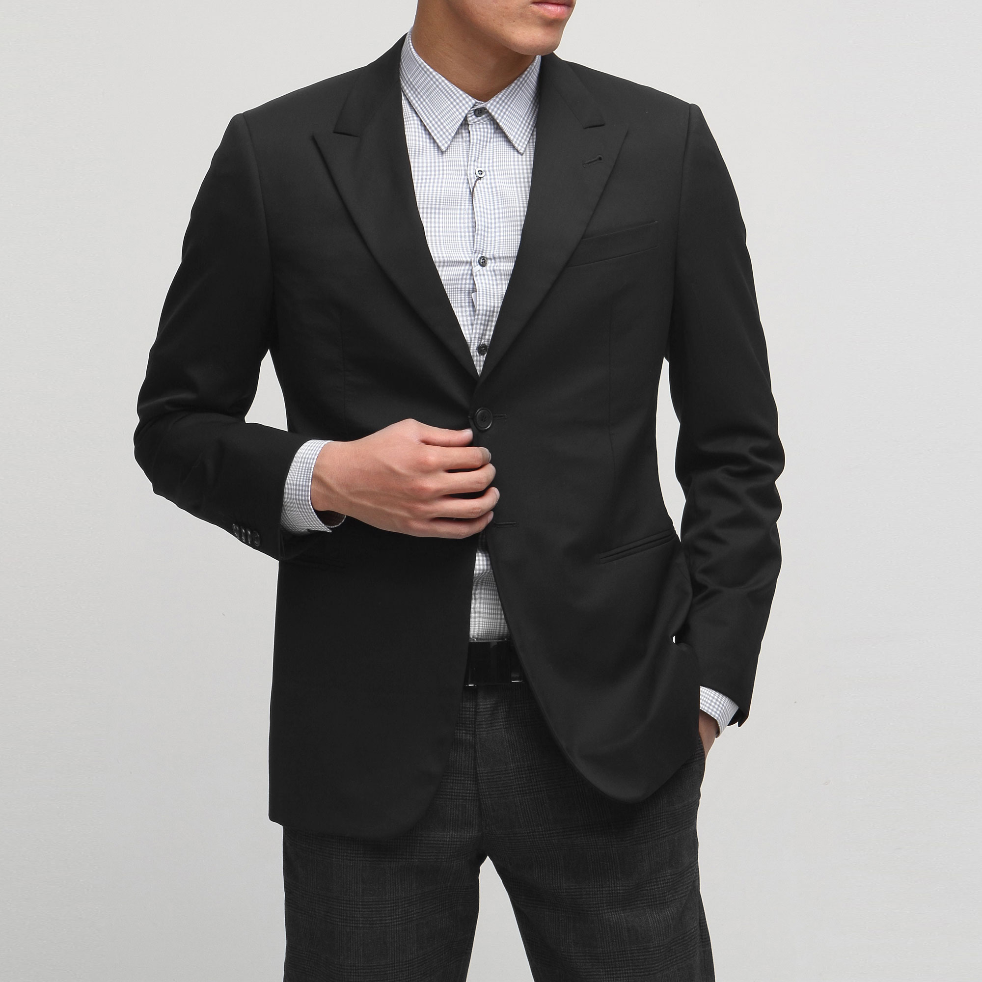 黑色西裝定制搭配 黑色西裝定制搭配