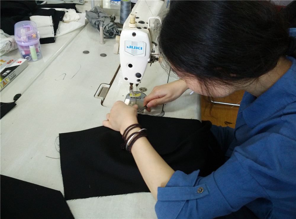 工服定做打樣怎么收費(fèi) 工服定做打樣怎么收費(fèi)