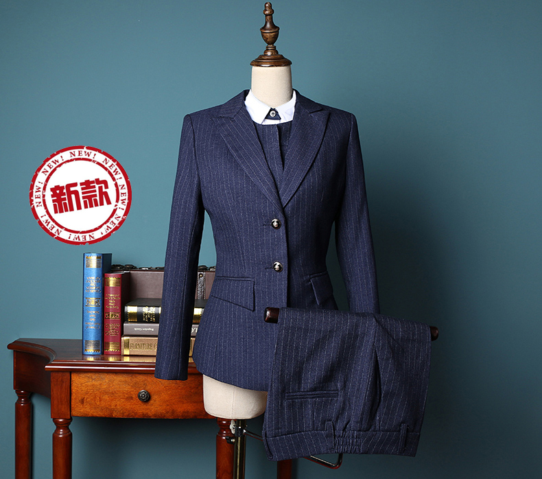 時尚女士職業套裙定做 時尚女士職業套裙定做