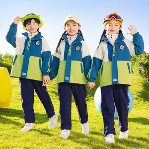 中小學(xué)校服沖鋒衣定制廠家 中小學(xué)校服沖鋒衣定制廠家